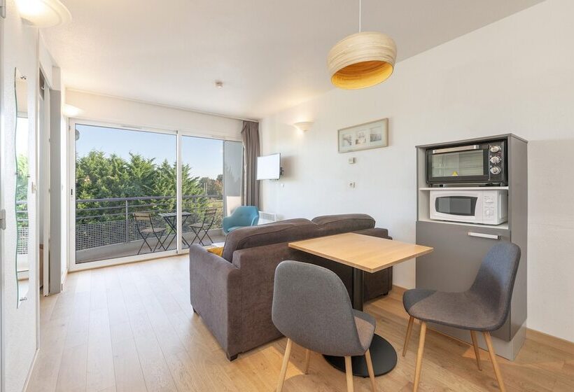 Cerise Dax  Les Jardins Du Lac