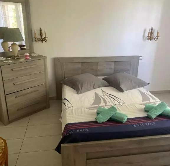 Отель La Galiote