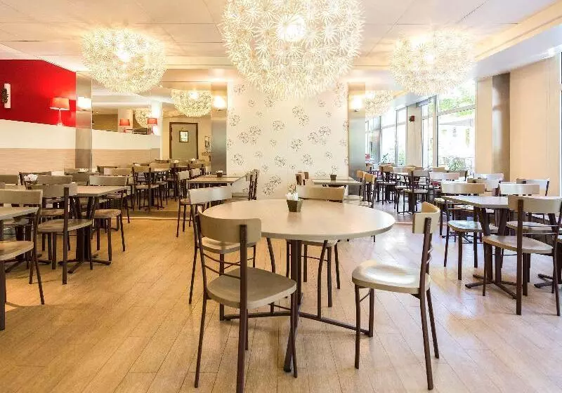 ホテル Ibis Paris Vanves Parc Des Expositions