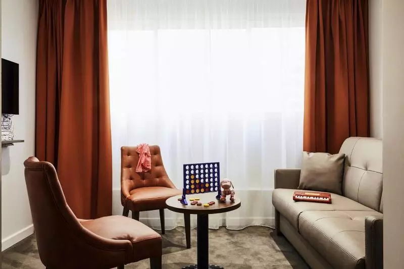 בית מלון כפרי Ibis Styles Hyères Rooftop & Spa