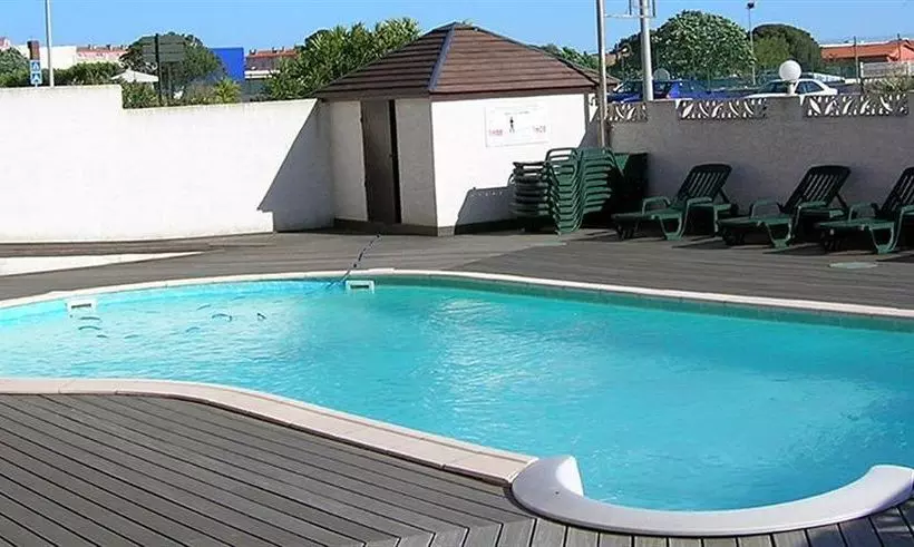 Отель Les Tritons