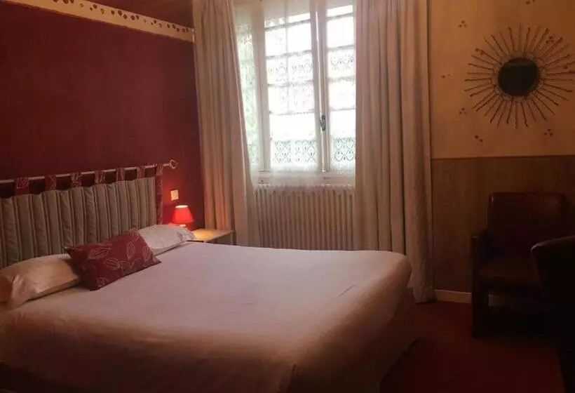 ホテル Logis La Thomasse