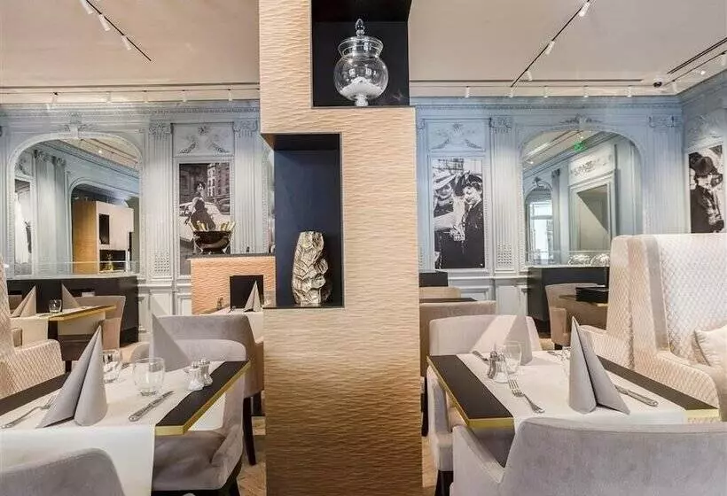 ホテル Royal Saint Honore Paris Louvre