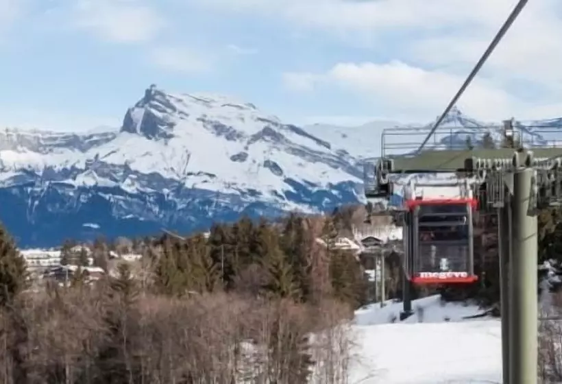 Отель Planb Living Saint Gervais