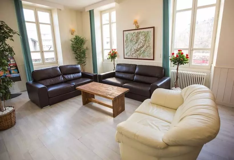 Отель Planb Living Saint Gervais