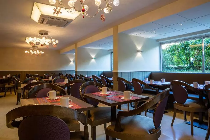 בית מלון כפרי Hôtel Les Trois Roses, Meylan Grenoble The Originals Boutique