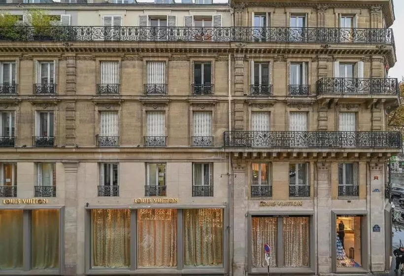 ホテル The Place To Be In Saint Germain Des Près   Montana 2