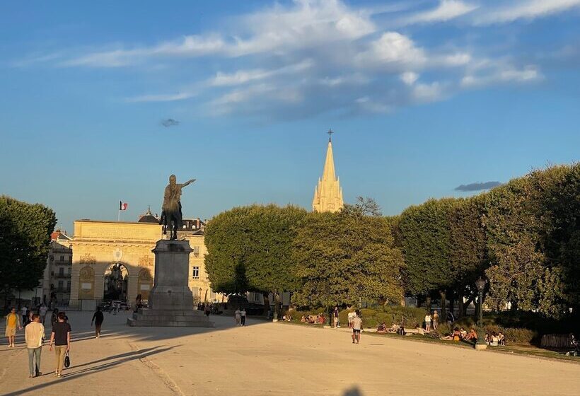 בית מלון כפרי Ulysse Montpellier Centre