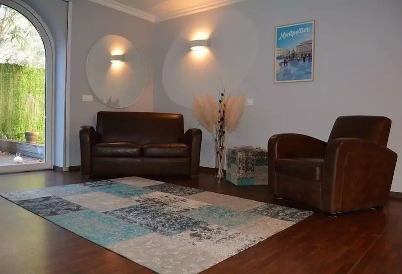 בית מלון כפרי Ulysse Montpellier Centre