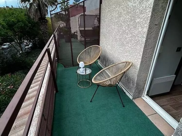 בית מלון כפרי Ulysse Montpellier Centre