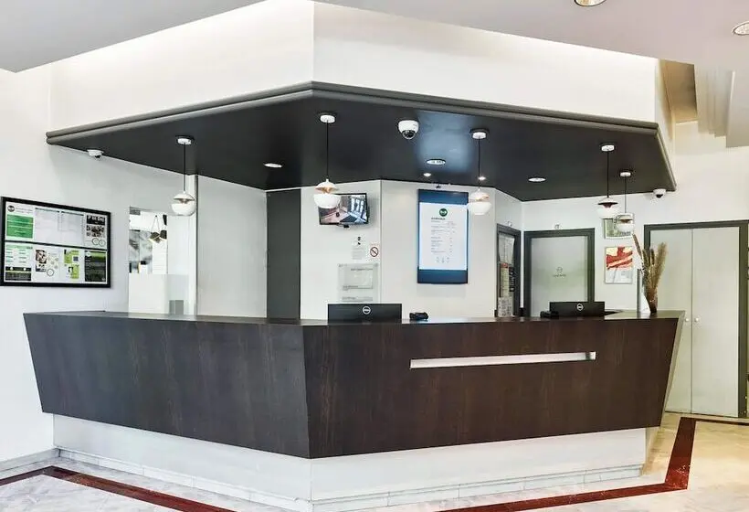 B&b Hotel Saint-Quentin-en-Yvelines Centre Gare 4 étoiles