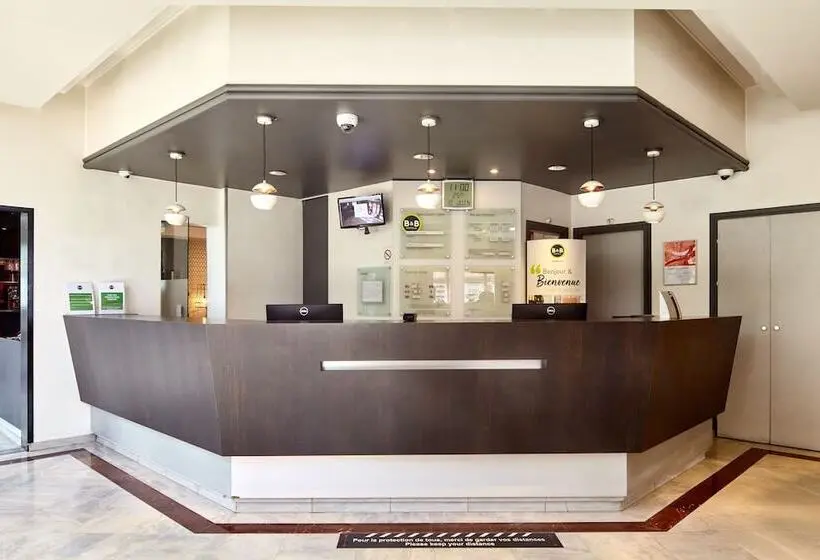 B&b Hotel Saint-Quentin-en-Yvelines Centre Gare 4 étoiles