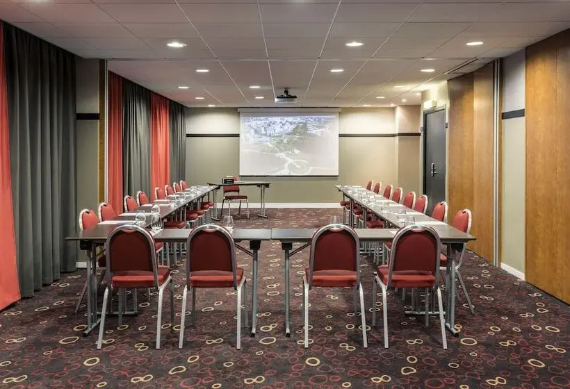 B&b Hotel Saint-Quentin-en-Yvelines Centre Gare 4 étoiles