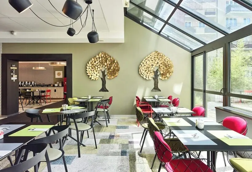 B&b Hotel Saint-Quentin-en-Yvelines Centre Gare 4 étoiles