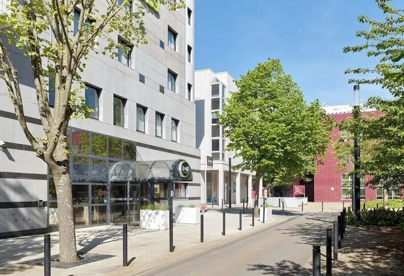 B&b Hotel Saint-Quentin-en-Yvelines Centre Gare 4 étoiles