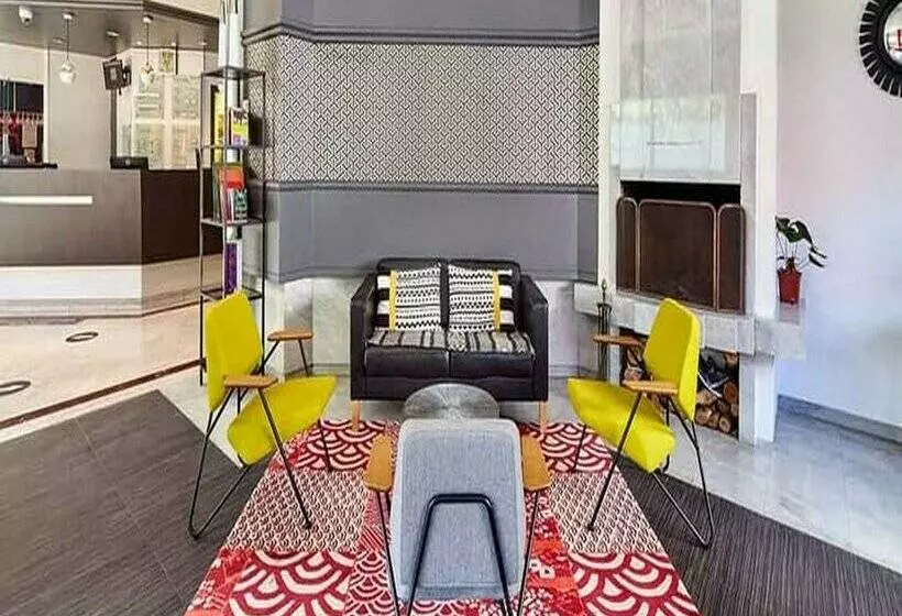 B&B HOTEL St Quentin en Yvelines Centre