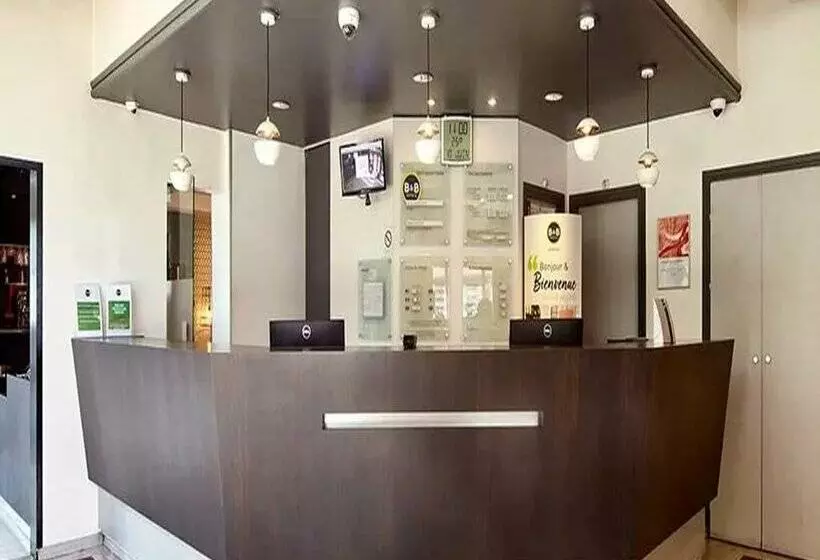 B&B HOTEL St Quentin en Yvelines Centre