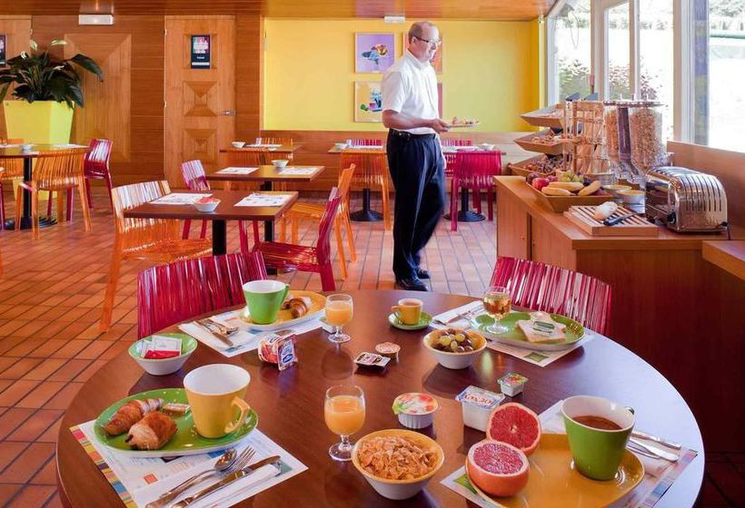 Отель All Seasons Macon Saint Albain La Salle