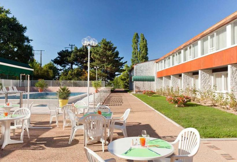 Отель All Seasons Macon Saint Albain La Salle