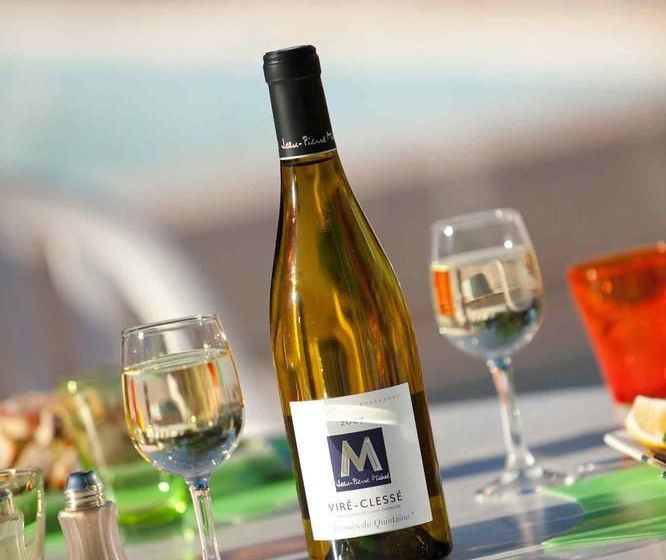 Отель All Seasons Macon Saint Albain La Salle