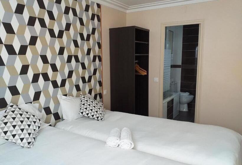 هتل Hôtel Roi René