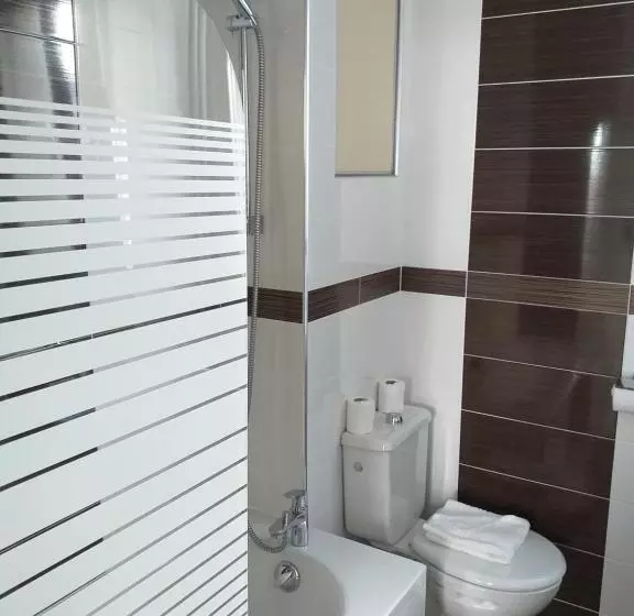 ホテル Hôtel Roi René