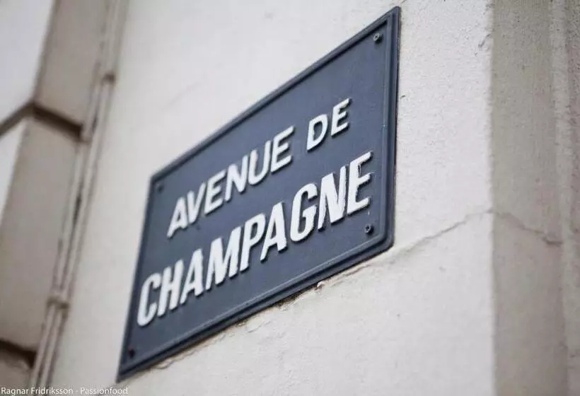 Отель Les Berceaux