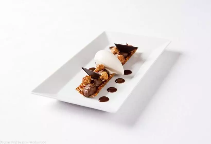 Отель Les Berceaux