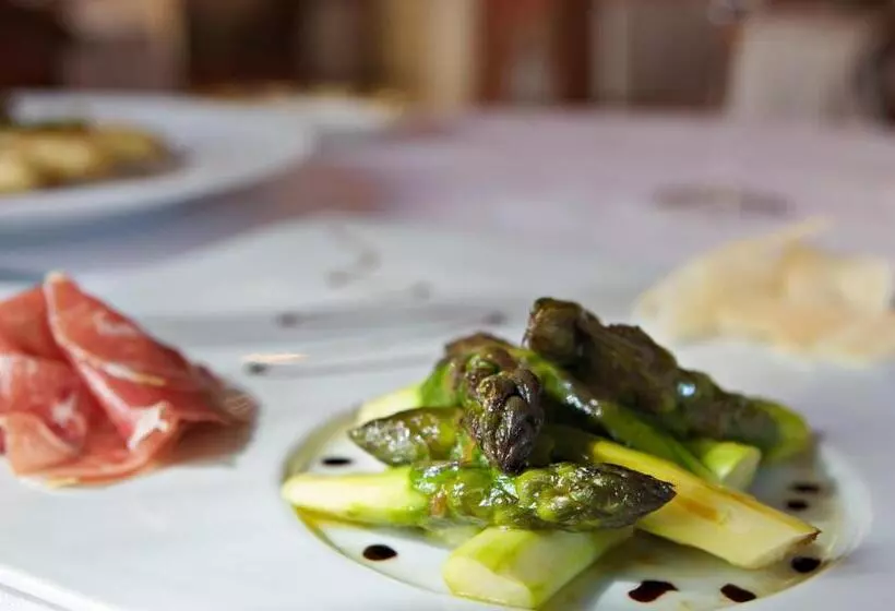 Отель Les Berceaux