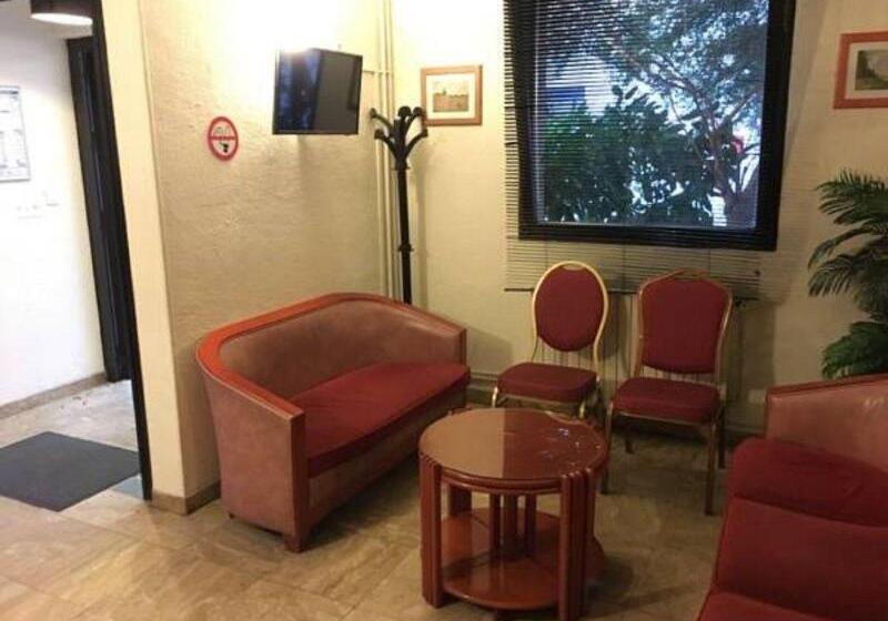 Green Park Hotel Paris