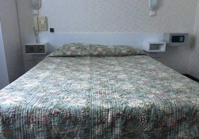 Green Park Hotel Paris