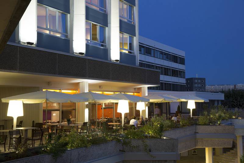 هتل Oceania Clermont Ferrand