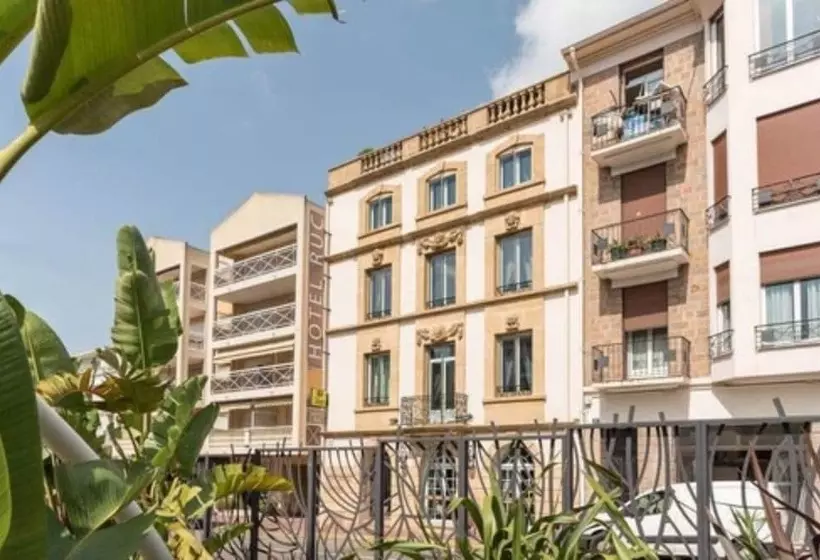 בית מלון כפרי Ruc Hôtel Cannes