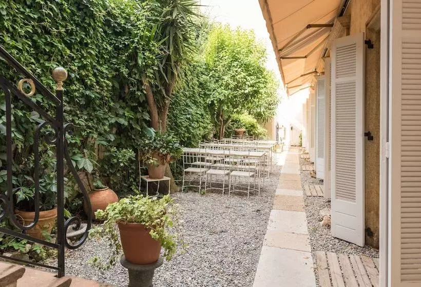 בית מלון כפרי Ruc Hôtel Cannes