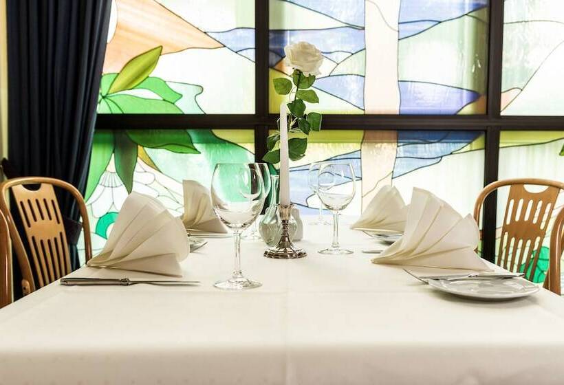 Arvena Kongress Hotel   Hotel In Der Wagnerstadt