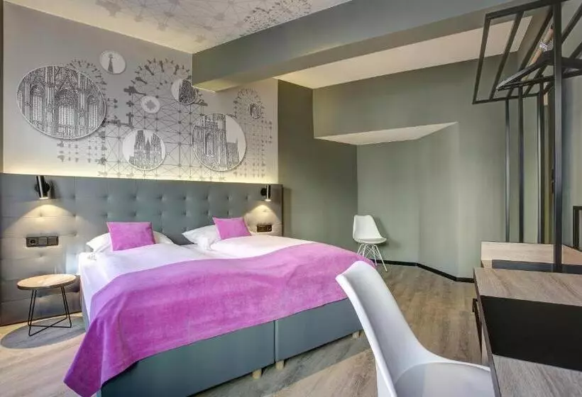 בית מלון כפרי Boutique 003 Köln Am Dom, Trademark Collection By Wyndham
