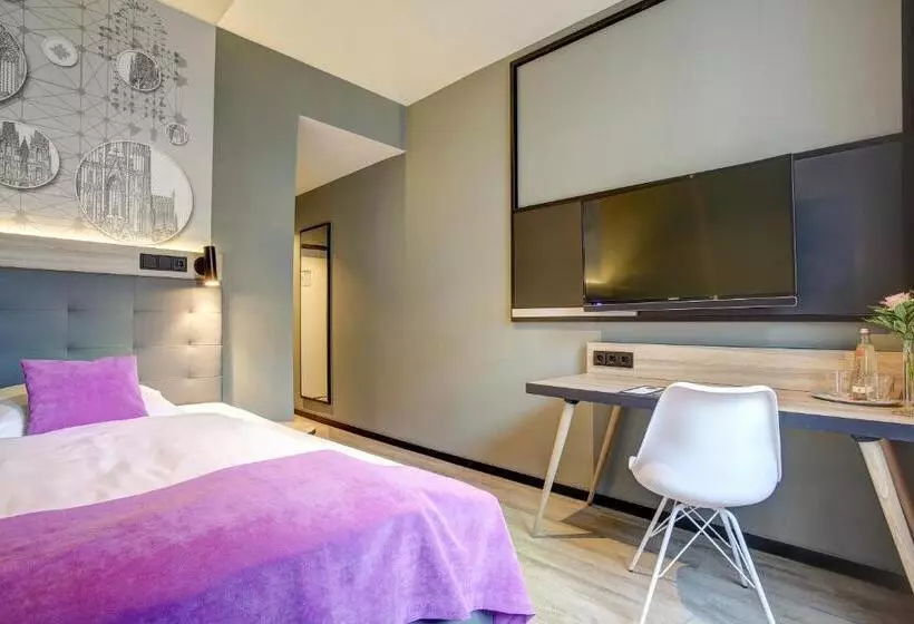 בית מלון כפרי Boutique 003 Köln Am Dom, Trademark Collection By Wyndham