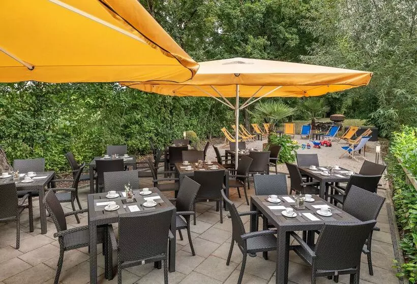 호텔 NH Stuttgart Airport