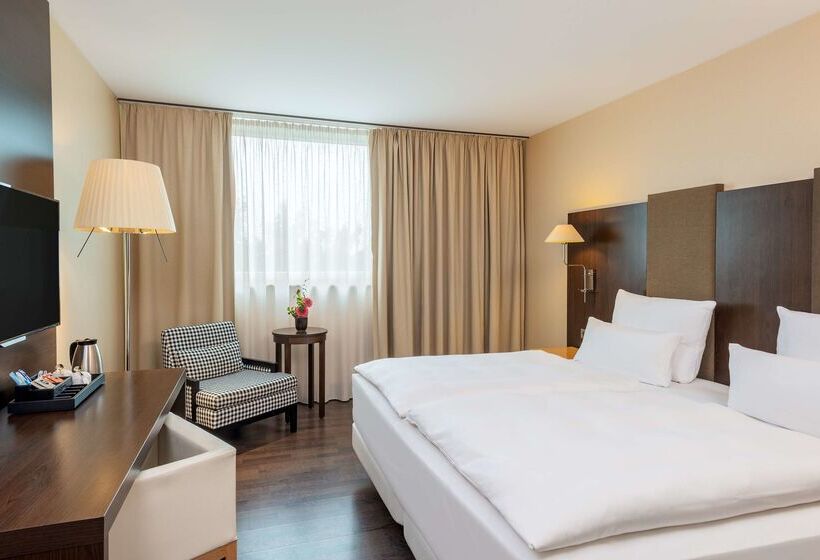 酒店 NH Stuttgart Airport