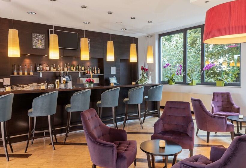 酒店 NH Stuttgart Airport