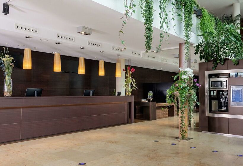 酒店 NH Stuttgart Airport