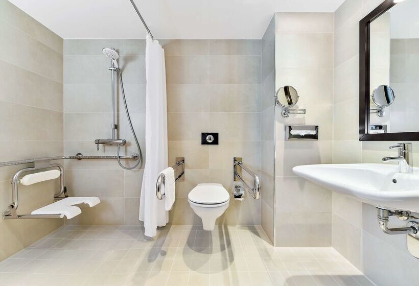 酒店 NH Stuttgart Airport