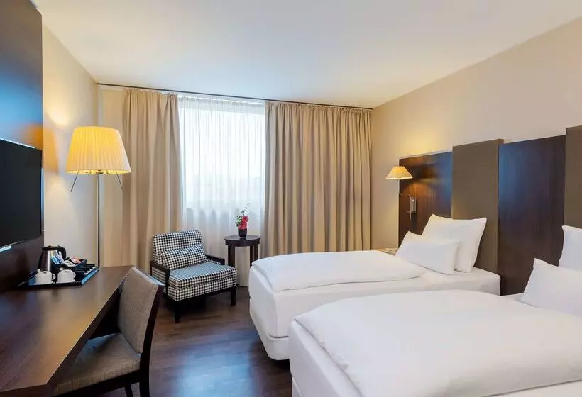 호텔 NH Stuttgart Airport