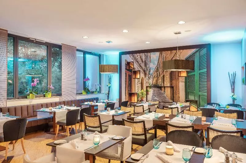 호텔 NH Stuttgart Airport