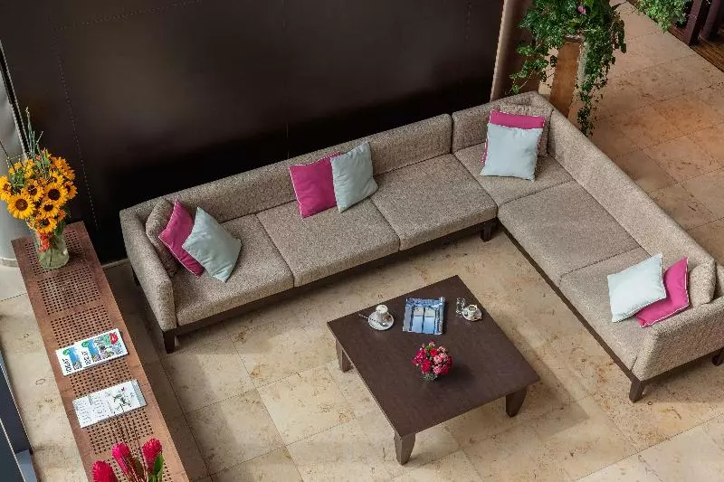 호텔 NH Stuttgart Airport