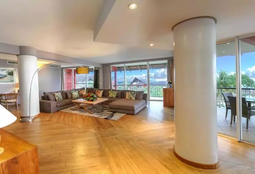 Hotel Tahiti Ia Ora Beach Resort  Managed By Sofitel