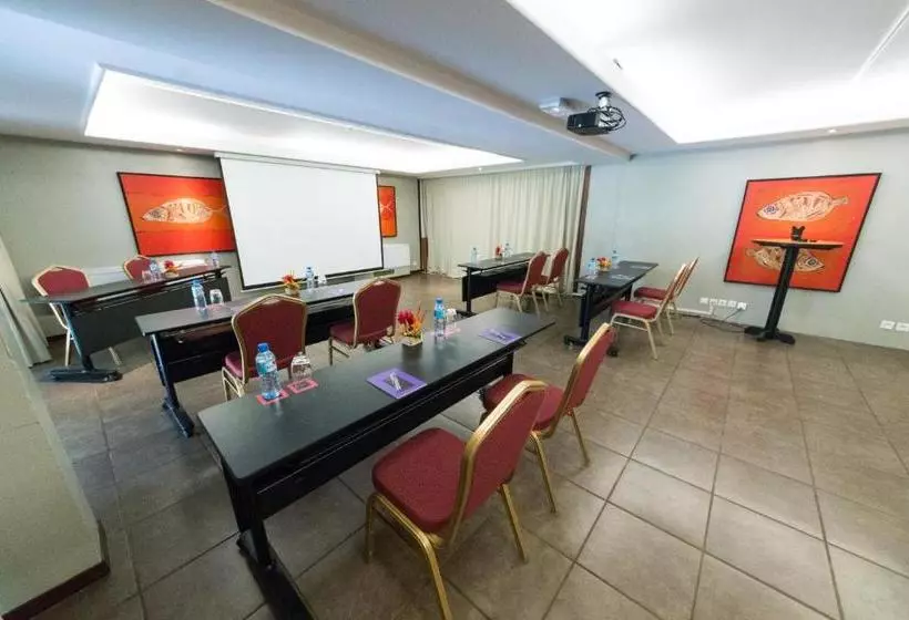 Hotel Tahiti Ia Ora Beach Resort  Managed By Sofitel