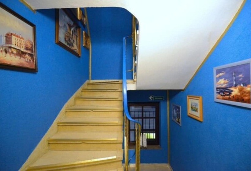 호텔 Und Restaurant Lowenbrau Koln