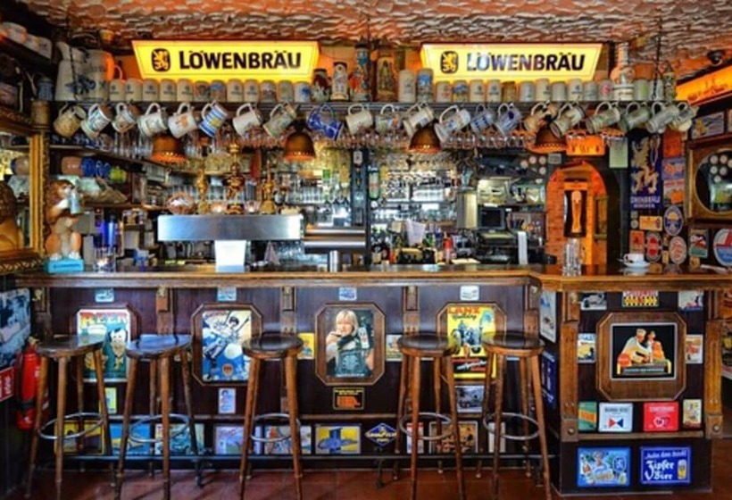 호텔 Und Restaurant Lowenbrau Koln