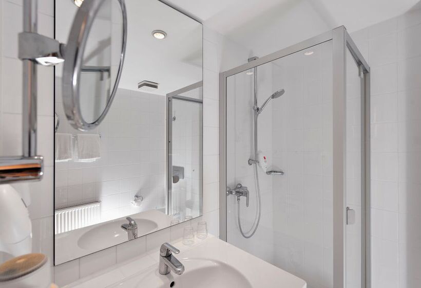 فندق Wyndham Garden Potsdam